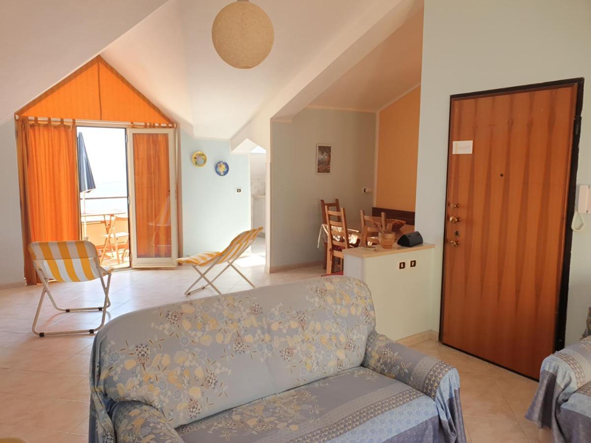 Casa Vacanze Umberto I Bova Marina Exterior photo